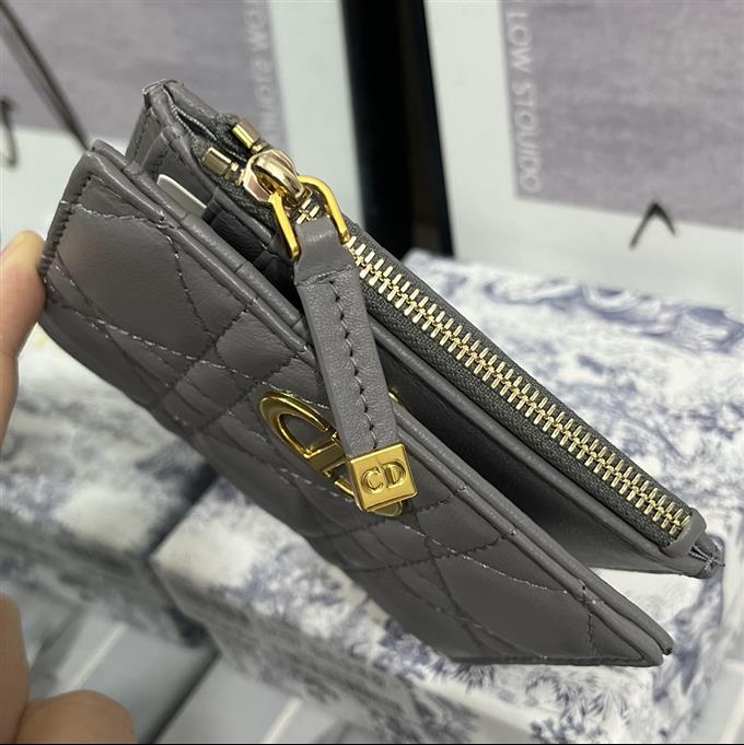 2025228Y 220P182144815